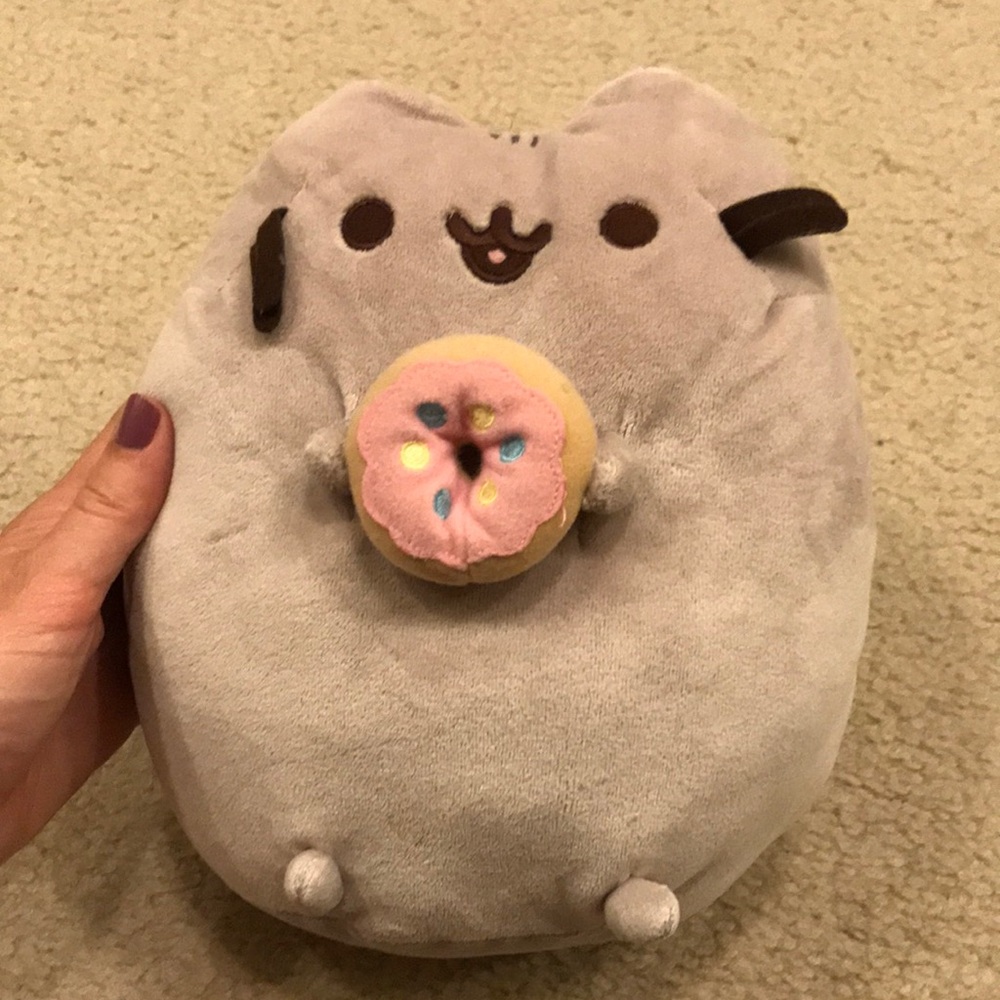 🌟 Final sale!! 🍩 Pusheen!